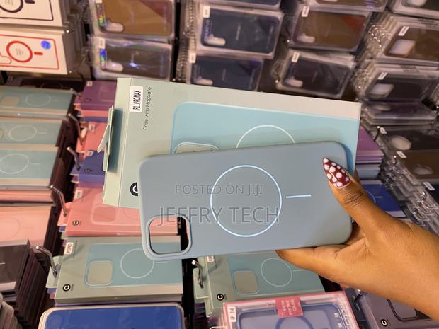 Cyan iPhone 11 Pro Max Liquid Tpu Silicone Gradient Magsafe Phone Case - main view