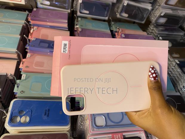 Sunkyy iPhone 11 Pro Max Liquid Tpu Silicone Magsafe Phone Case - main view