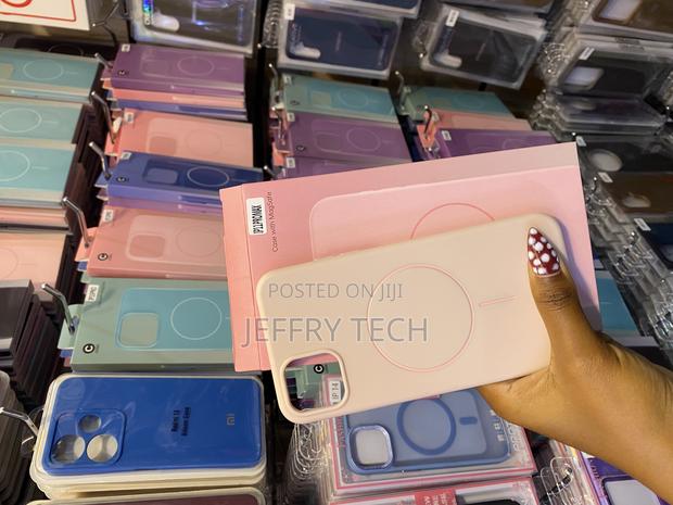 Sunkyy iPhone 11 Pro Max Liquid Tpu Silicone Magsafe Phone Case - thumbnail 3