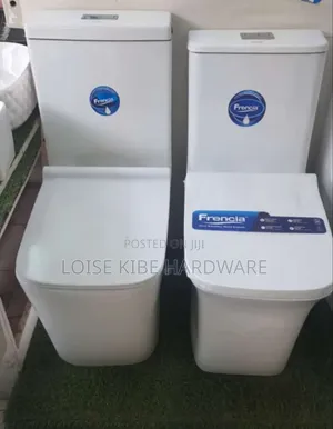 Master Bedroom Toilet Available