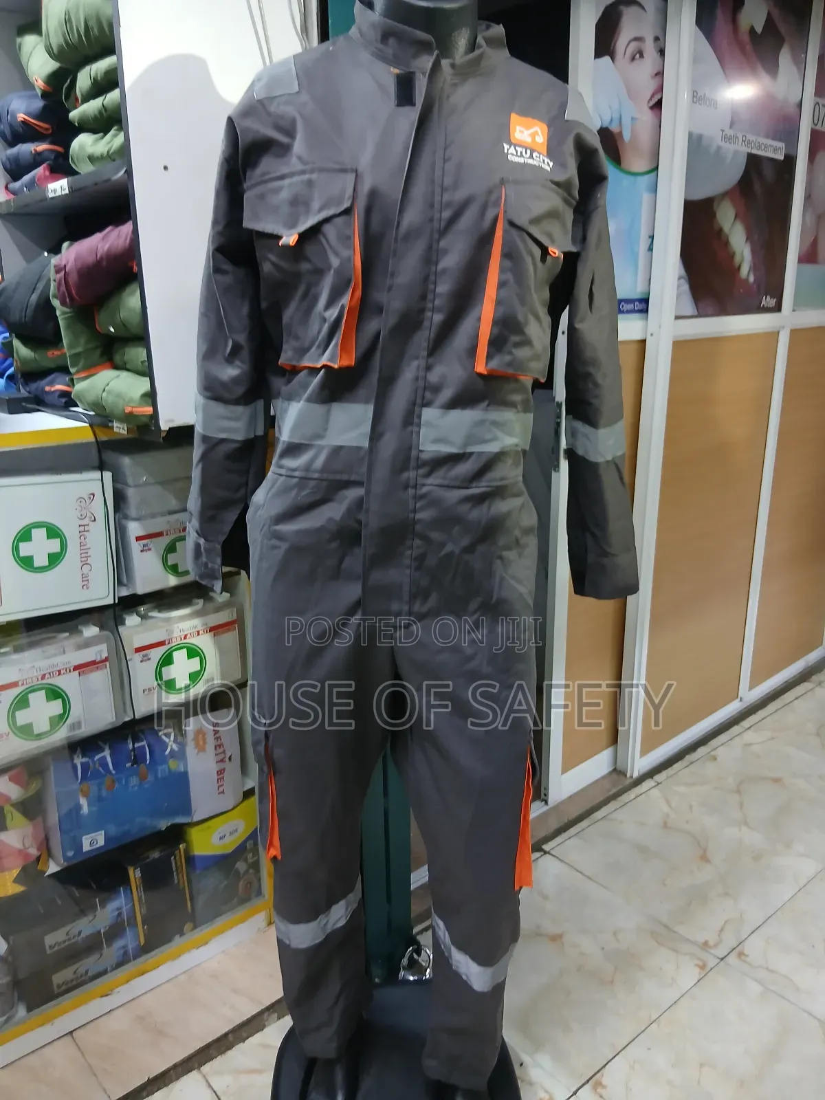 Safety Overalls With Reflectors Strips at the Waist
