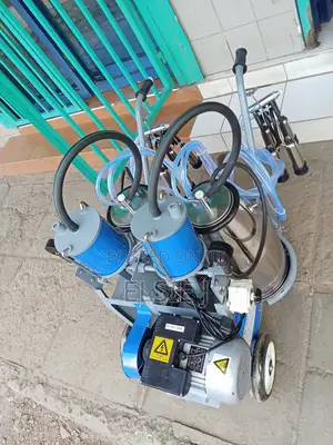 Brand New Double Drum Cow Milking Machine