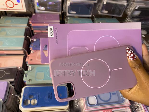 Swenky iPhone 12 Pro Max Liquid Tpu Silicone Magsafe Case - thumbnail 3