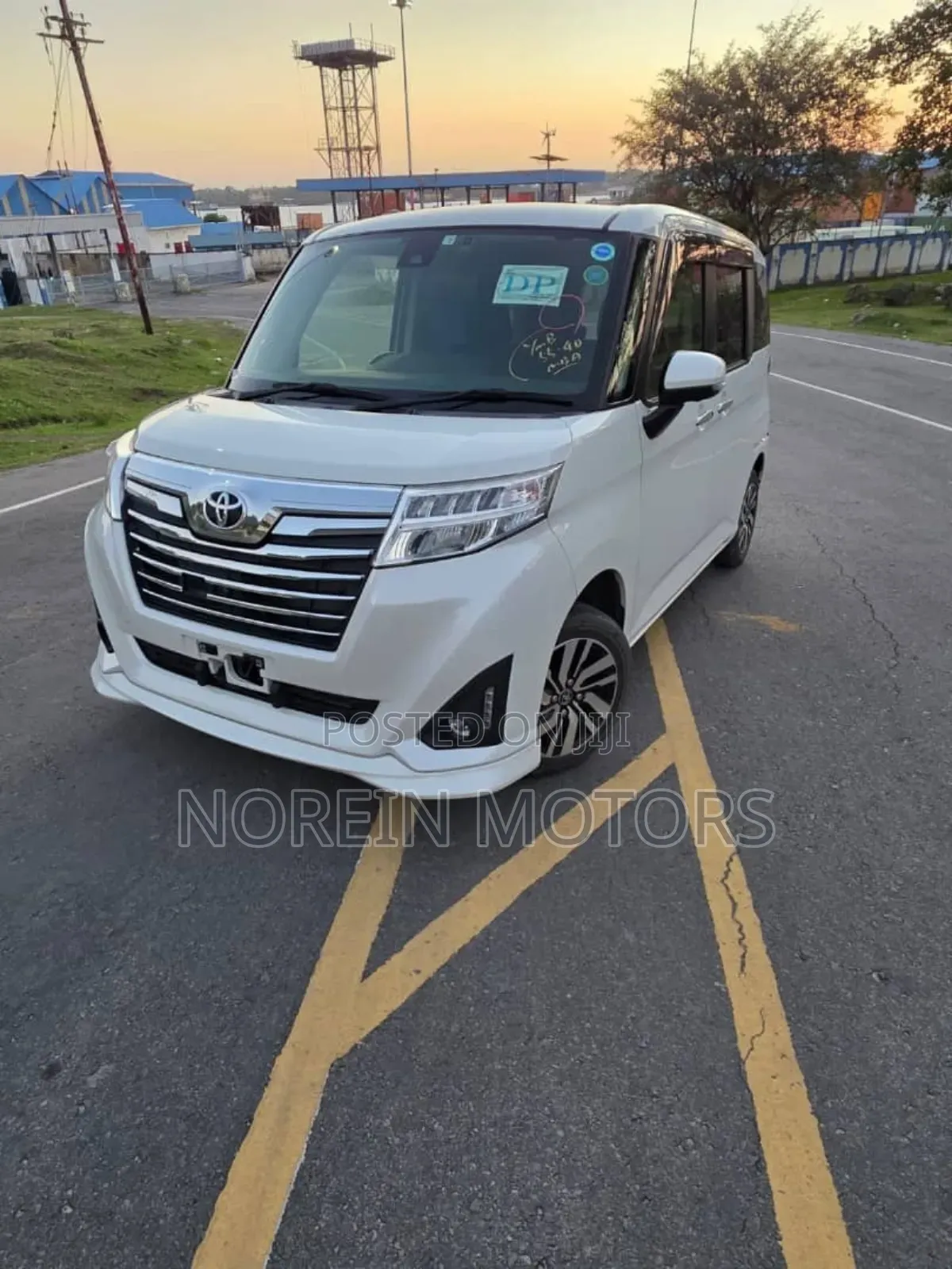 Toyota Roomy 2018 White