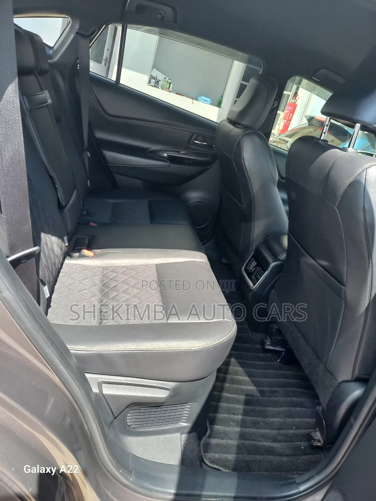 Toyota Harrier 2.0 2019 Gray