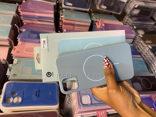 Xdifii iPhone 12 Pro Max Liquid Tpu Silicone Magsafe Phone Case - main view