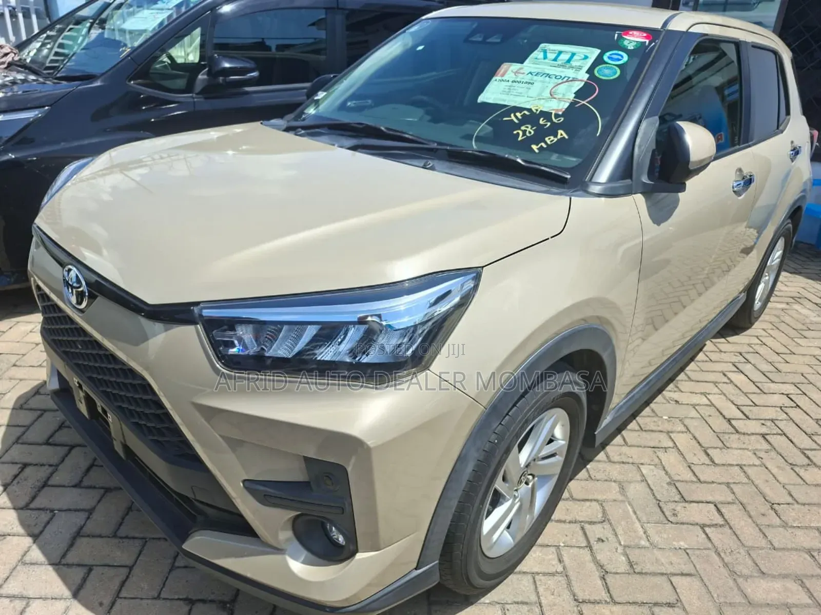 Toyota Raize 1.0 FWD 2019 Beige