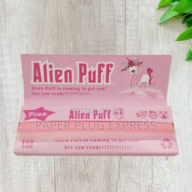 Alienpuff 1 1/4 Size Pink Rolling Paper - thumbnail 2