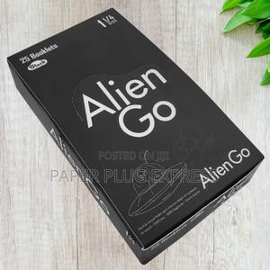 Aliengo Black Rolling Papers 1 1/4 Size - thumbnail 2