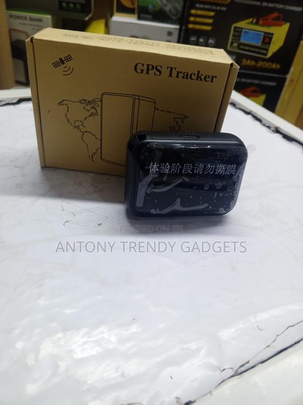 P8 Portable 4g Tracker – Gps, Agps & Wifi Accuracy - main view