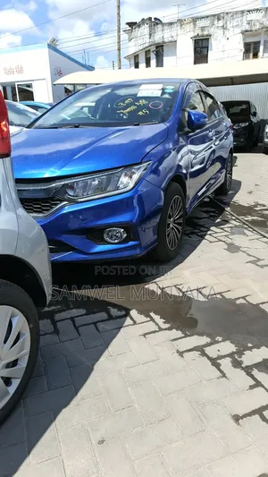 Honda Grace 1.5 Hybrid FWD 2019 Blue