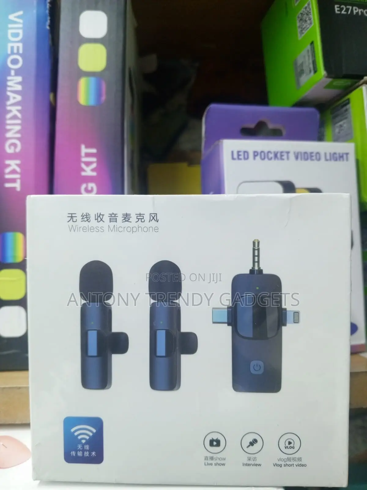 Wireless Lavalier Microphone Kit For Youtube & Interviews