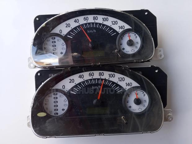 Suzuki Alto 2012 Clock