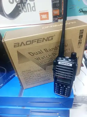 Baofeng Uv-82 Uhf/VHF Portable Walkie Talkie With Flashlight