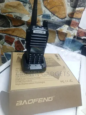 Long-Range Baofeng Uv-82 Dual Band Two-Way Radio 128ch