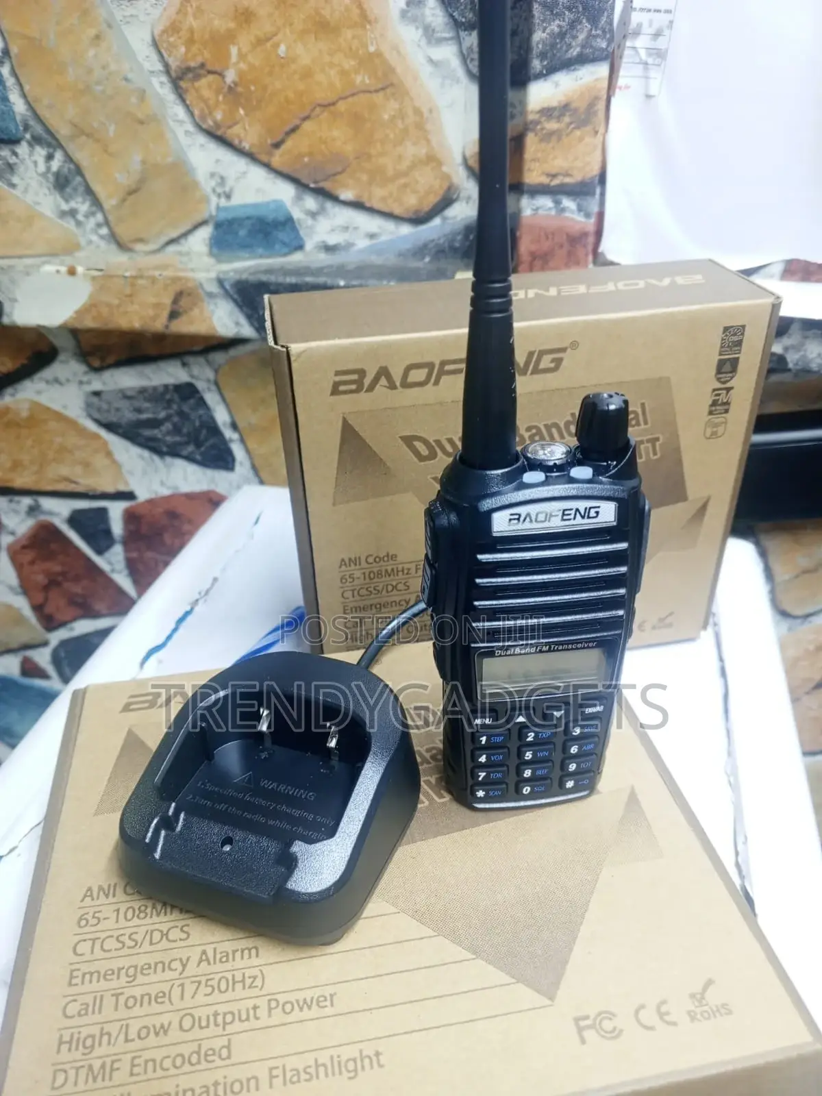 Baofeng Uv-82 Dual-Band Walkie-Talkie