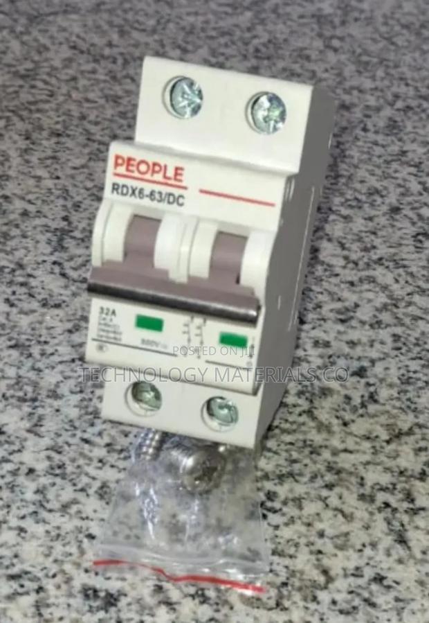 32a Dc Circuit Breaker Battery Fuse For Solar Power Protection - main view