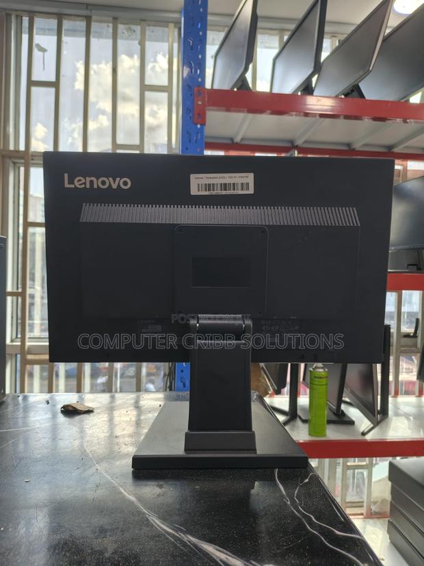 Lenovo Thinkvision 24” Frameless Monitor – Hdmi, Displayport Vga - thumbnail 2