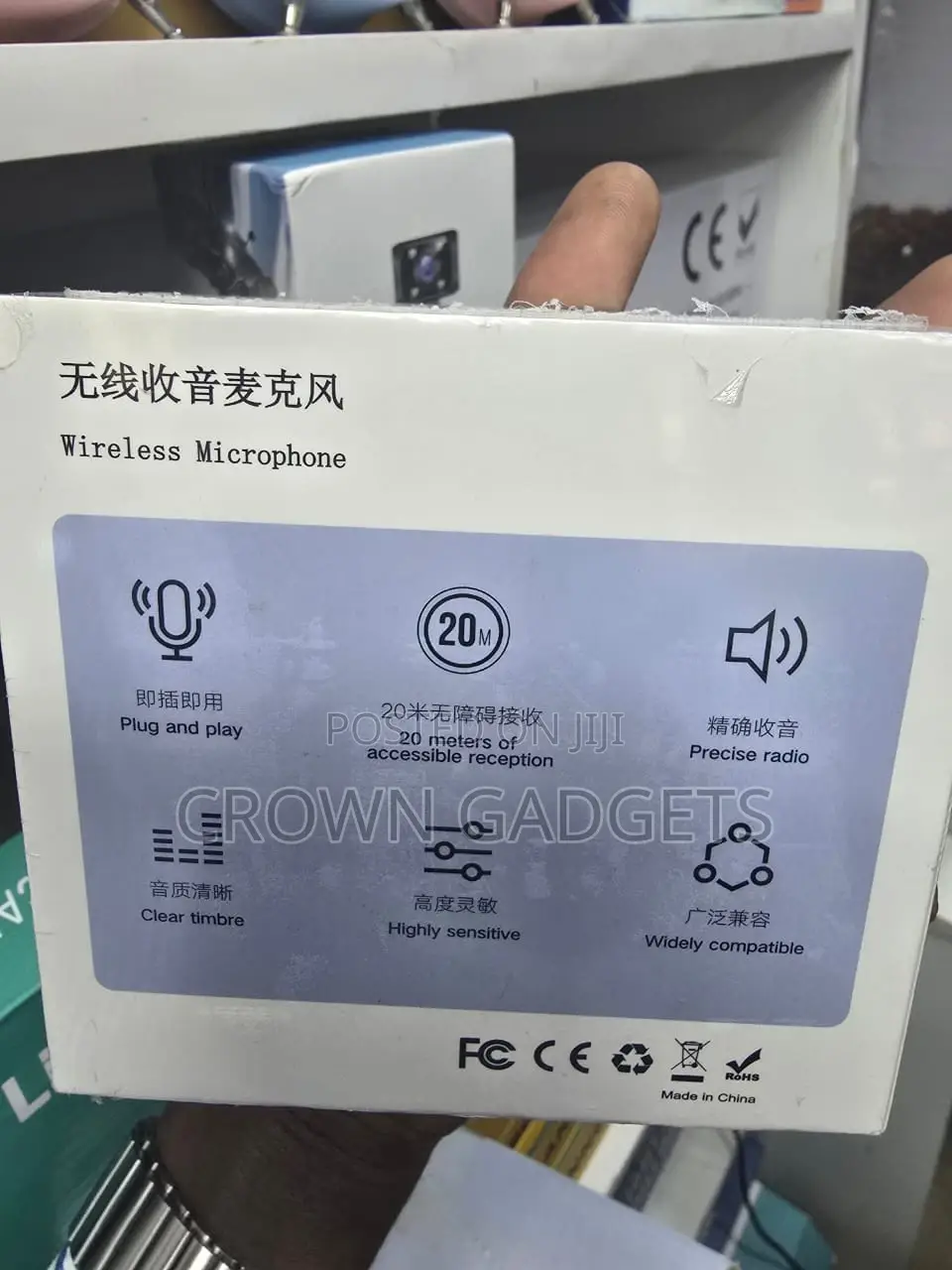 Dual Mini Wireless Lapel Mics With Noise Reduction Display