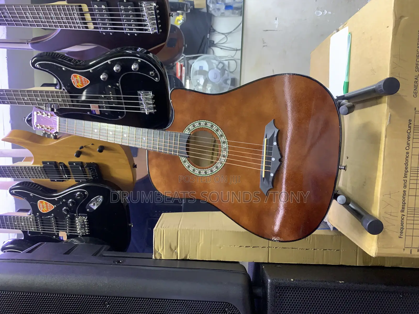 Acoustic Guitar 6strings