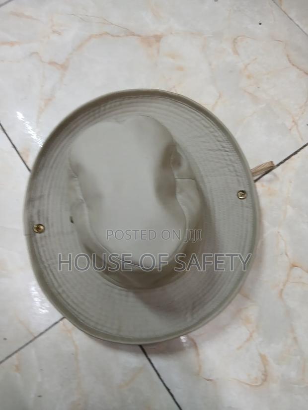 Round Hats - main view