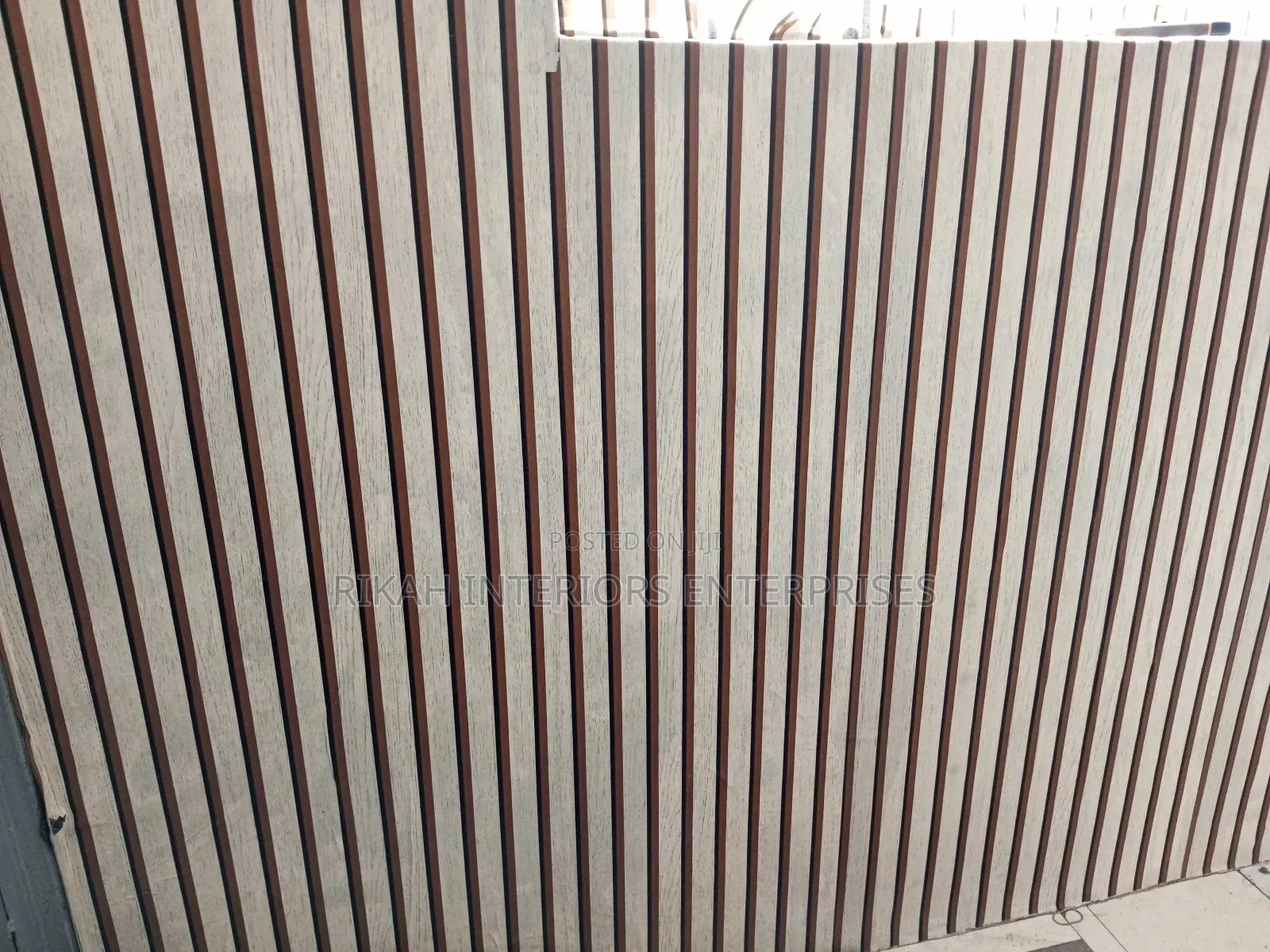Flutted Wallpapers