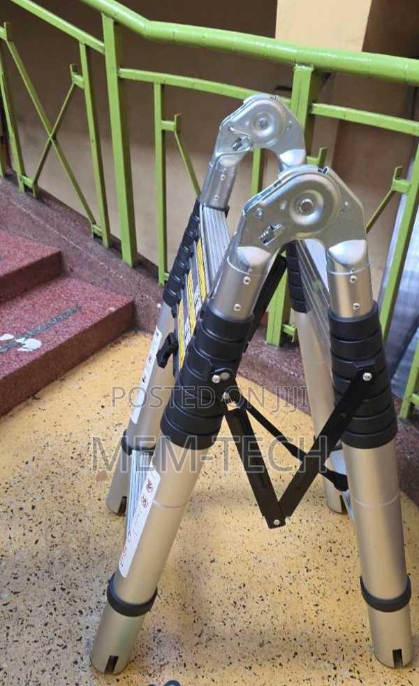 Strong Double Sided Telescopic Ladders 2.5m+2.5m - main view