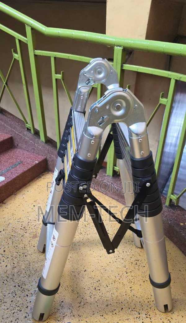 Strong Double Sided Telescopic Ladders 2.8m+2.8m - main view