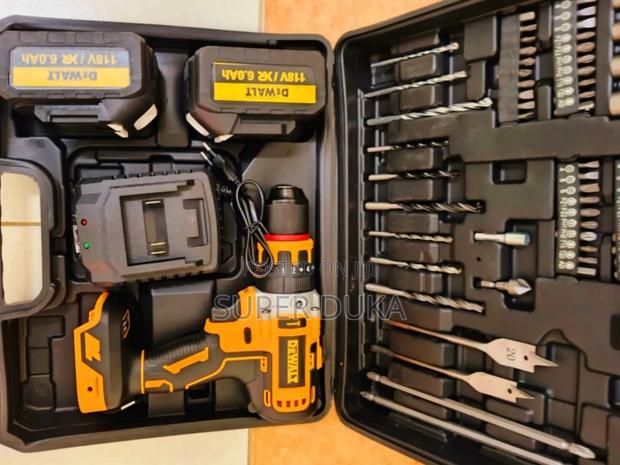 Dewalt Cordless Drill With Metallic Chuck 118v Battery 10cell - main view