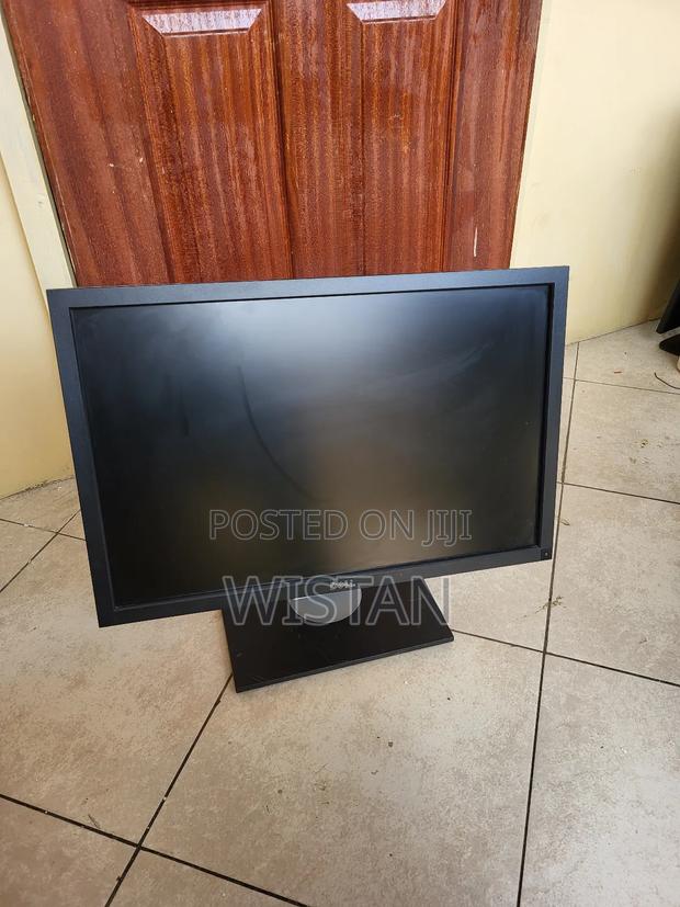 Dell U2410f - main view