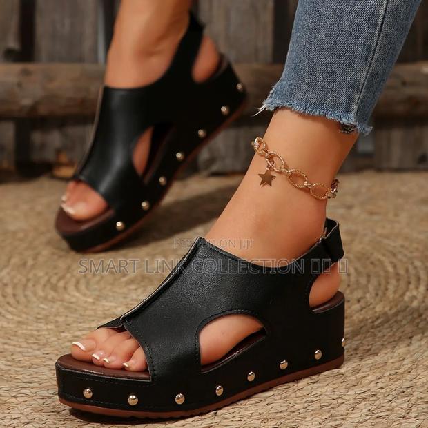 *Cut Out Wedge Sandals* - thumbnail 3