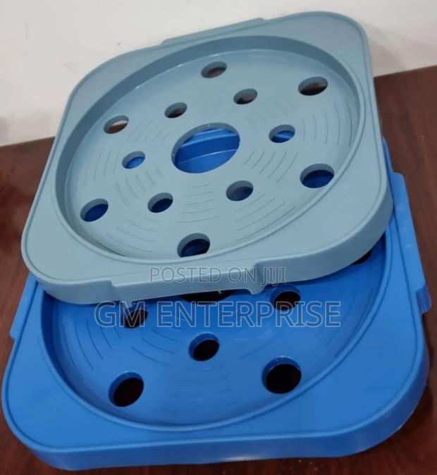 *4 Wheels Plastic Tray Type Gas Cylinder Trolley Stand