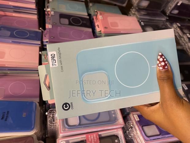 Eaqer iPhone 15 Pro Case With Magsafe Slim Liquid Silicone Case - thumbnail 3