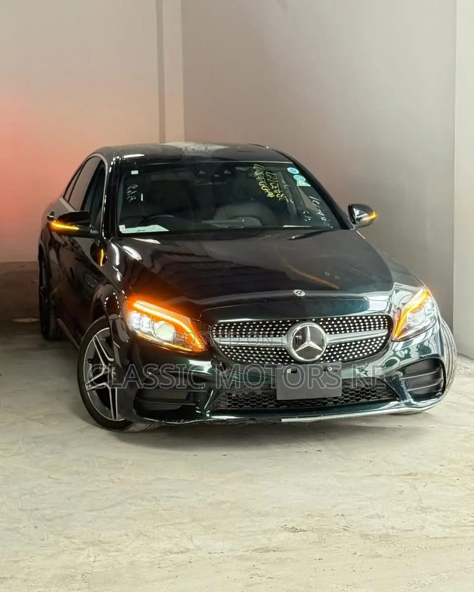 Mercedes-Benz C200 2019 Green