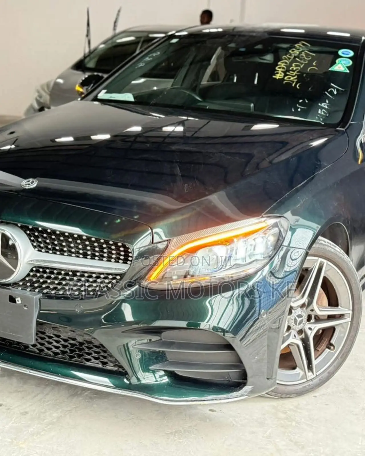 Mercedes-Benz C200 2019 Green