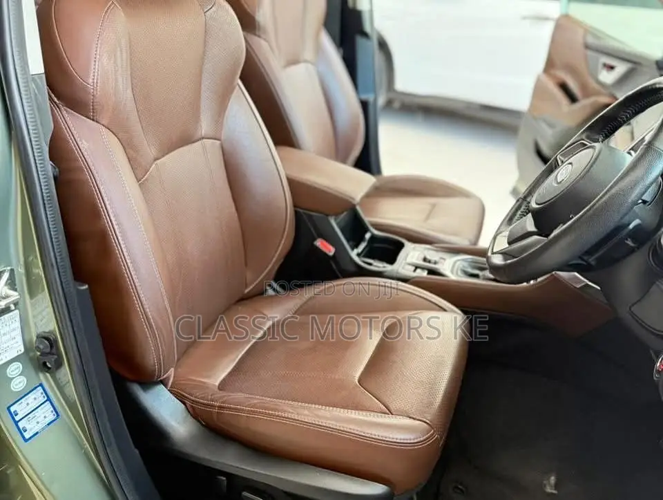 Subaru Forester Premium AWD 2019 Green