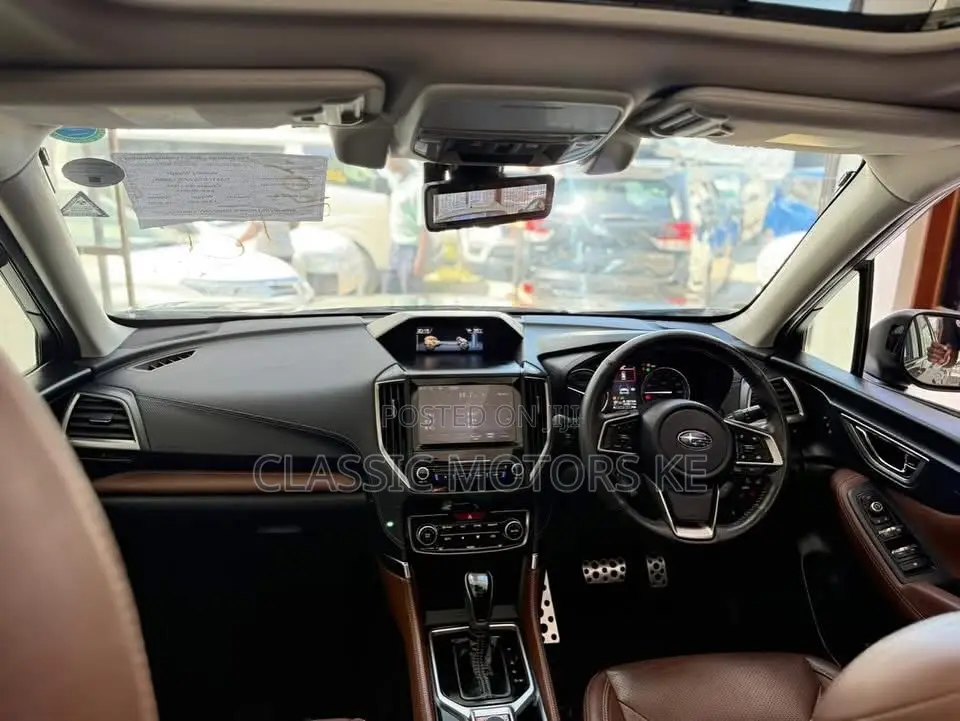 Subaru Forester Premium AWD 2019 Green
