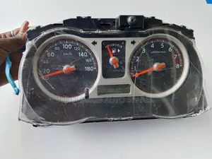 Nissan Note 2006 E11 Clock