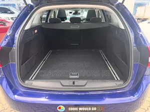 Peugeot 308 2018 Blue
