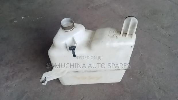 Dust Collector Toyota Voxy Zrr70