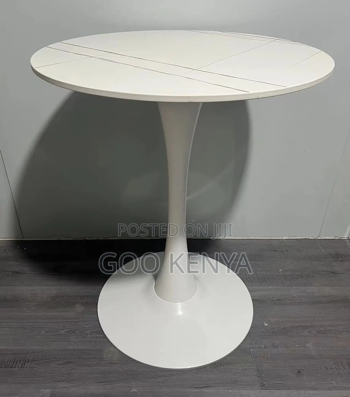 Home Table; Durable Lightweight Black Round Coffee Table for Interiors