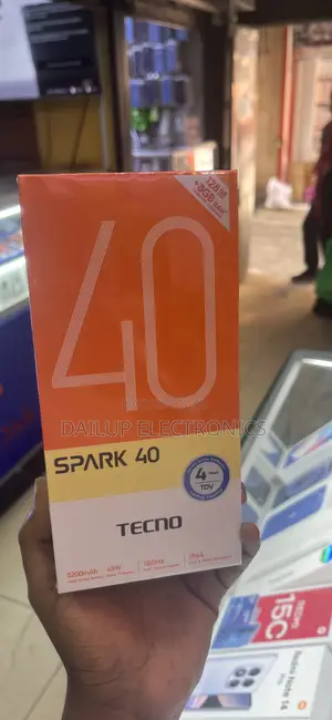 New Tecno Spark 40 128 GB Silver