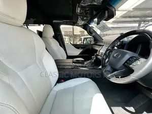 Lexus LX 600 2023 Gray
