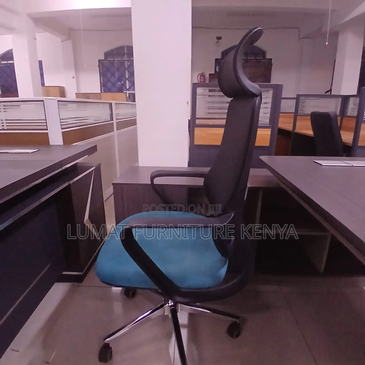 Ergonomic Executive Office Seat