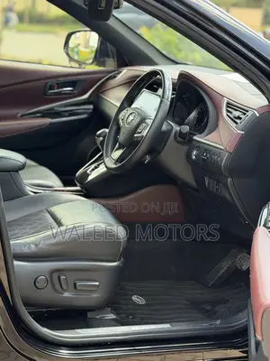 Toyota Harrier 2.0 2019 Black