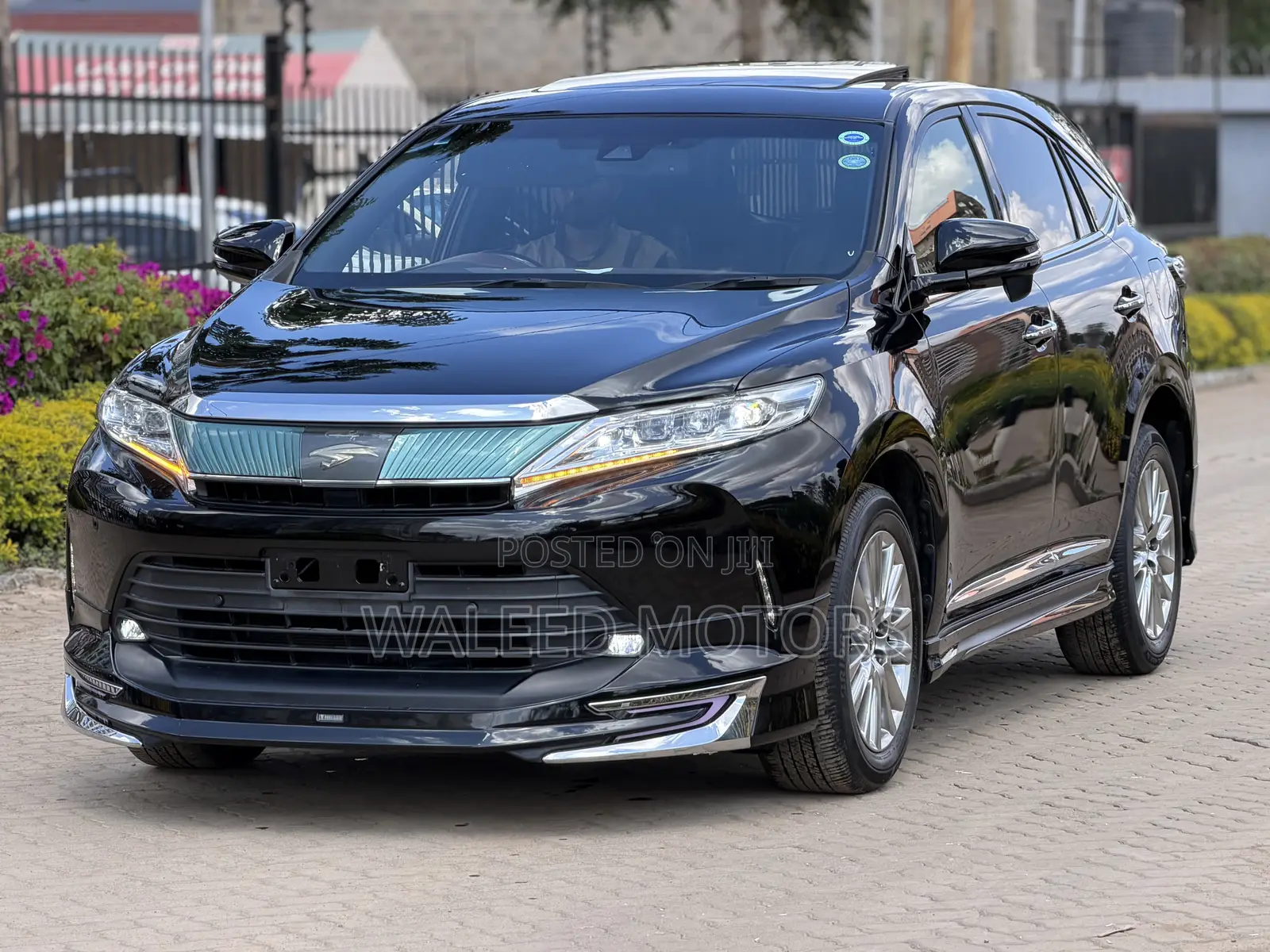 Toyota Harrier 2.0 2019 Black