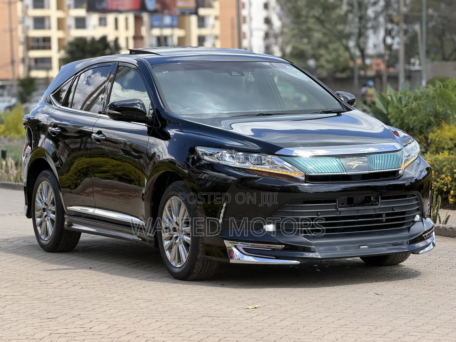 Toyota Harrier 2.0 2019 Black