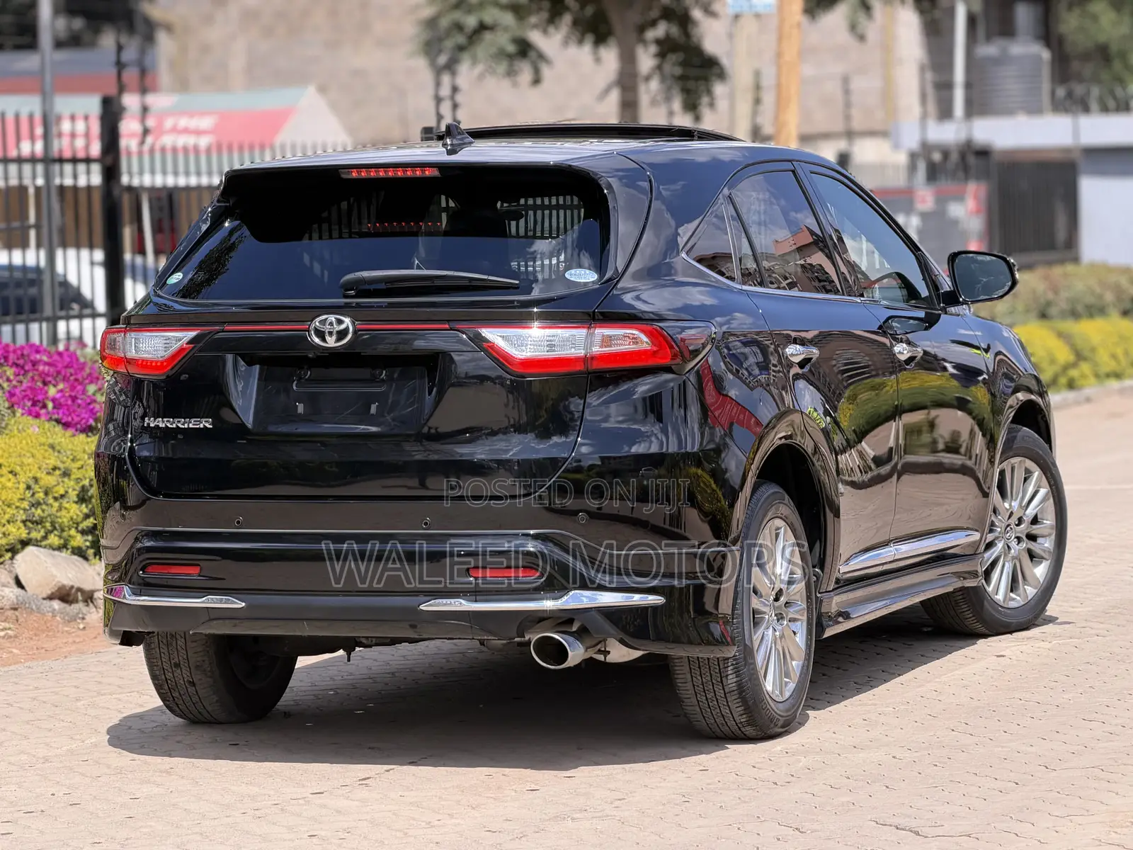 Toyota Harrier 2.0 2019 Black