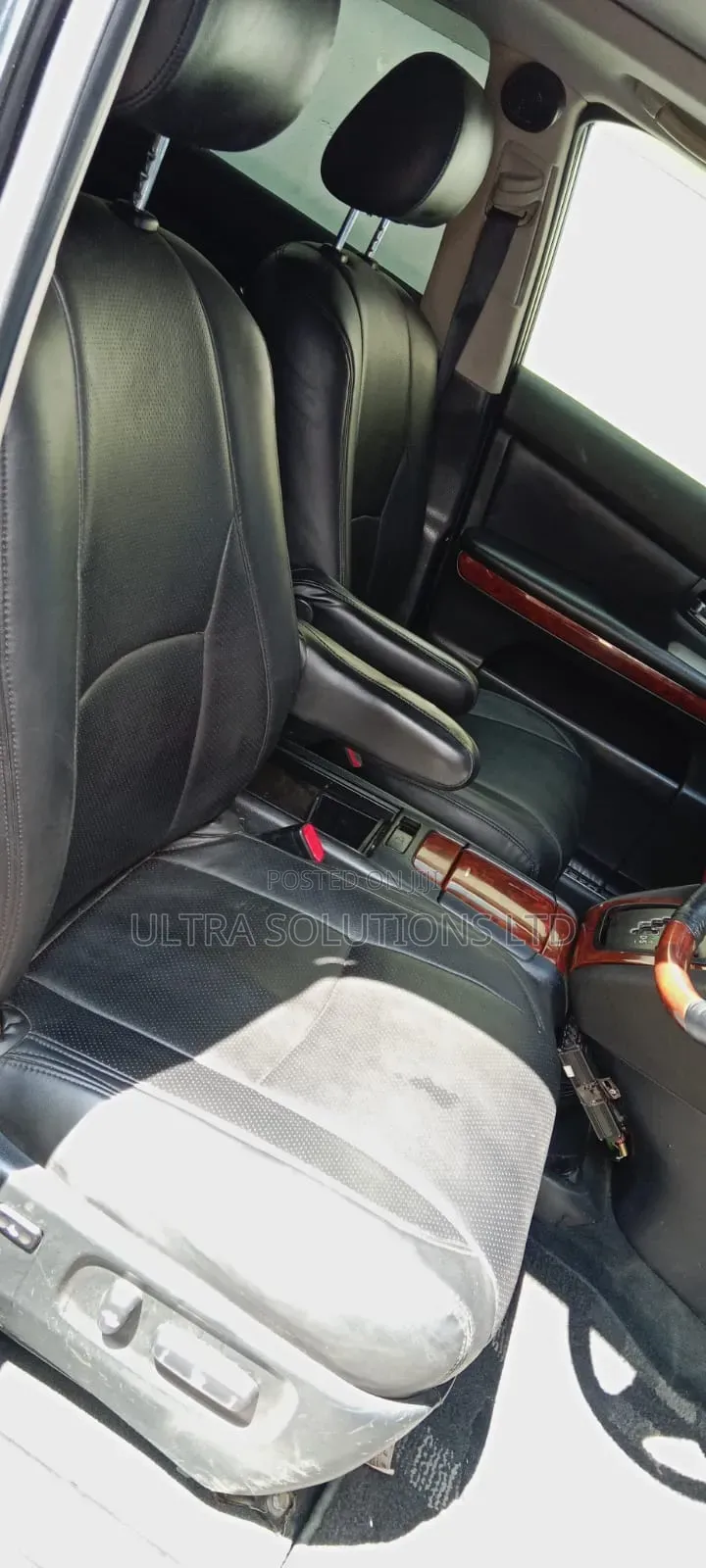 Toyota Harrier 2.4 2010 Black