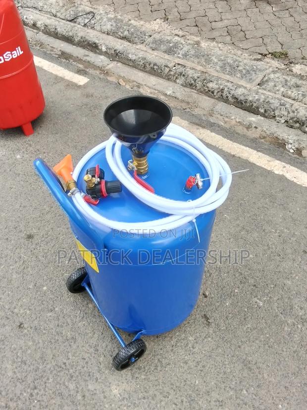 Foaming Machine - thumbnail 3